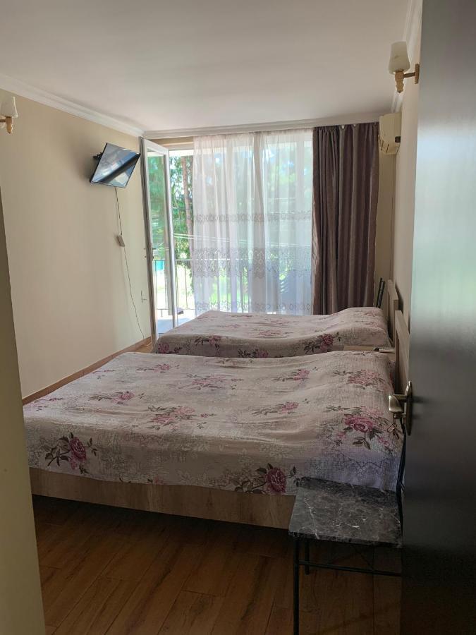 Tamari Hotel Ureki Bagian luar foto