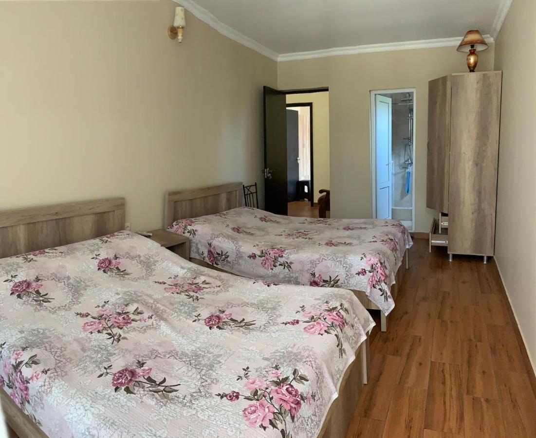 Tamari Hotel Ureki Bagian luar foto