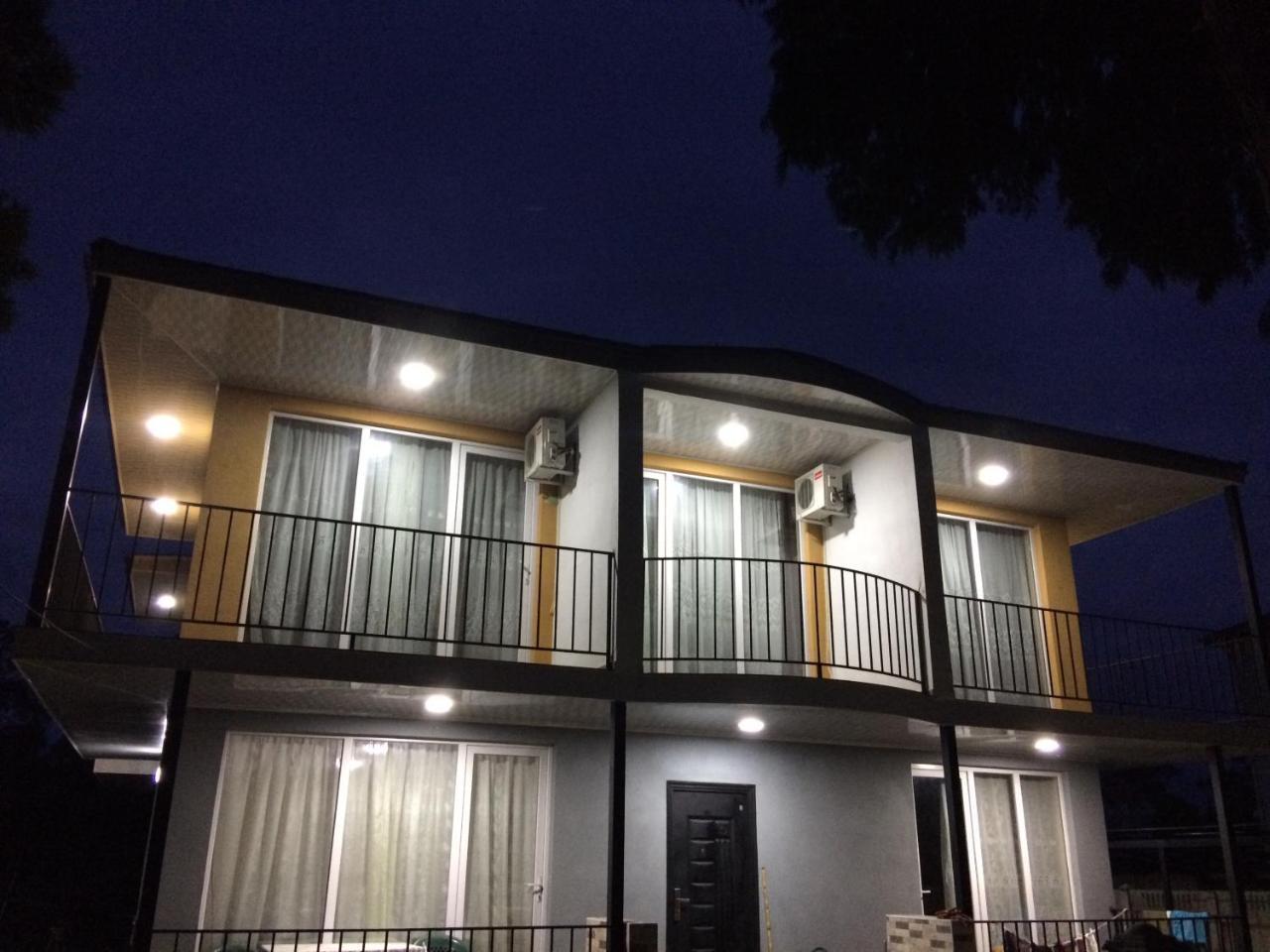 Tamari Hotel Ureki Bagian luar foto
